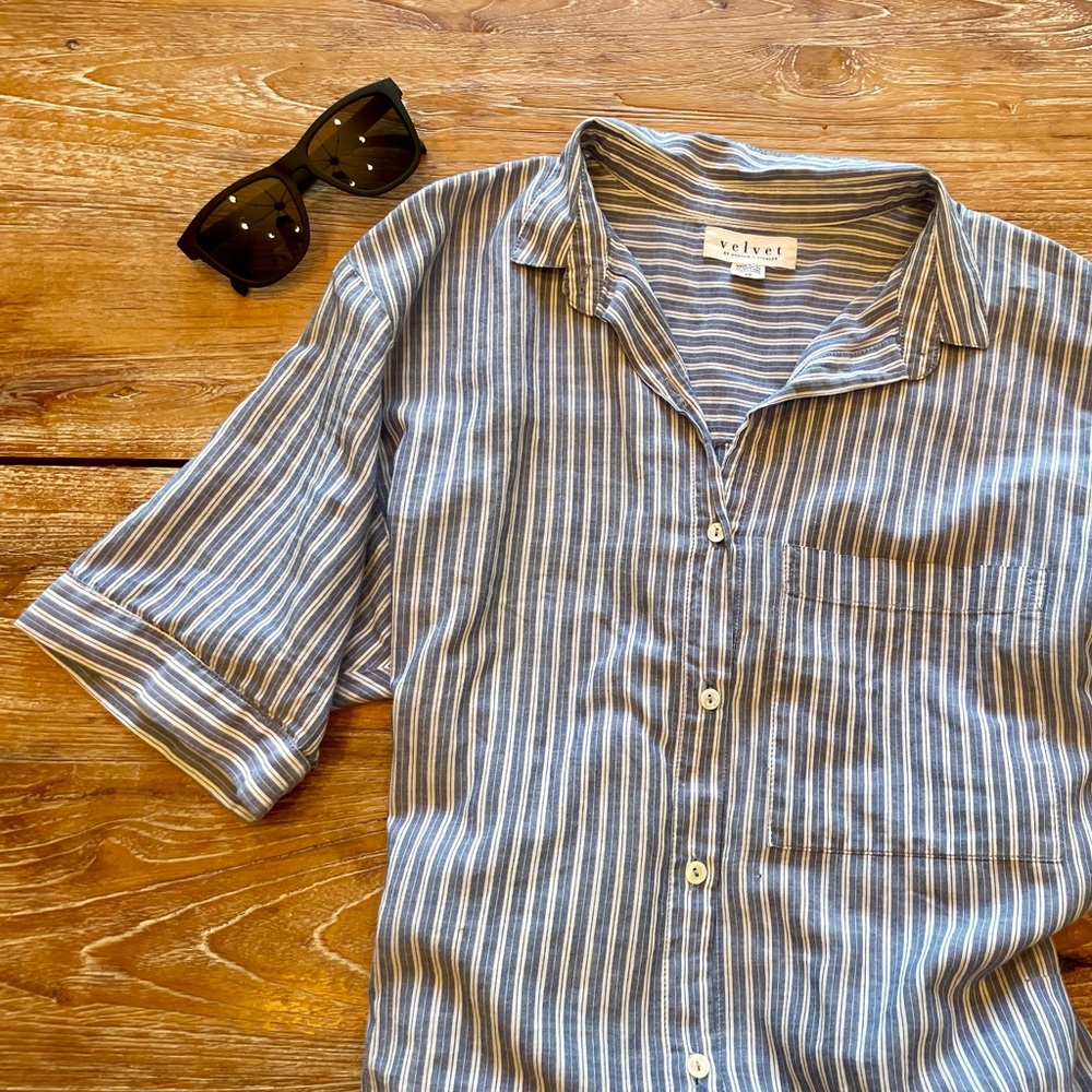 Perfect summer shirt dress. Velvet by Graham & Spencer. XS.
